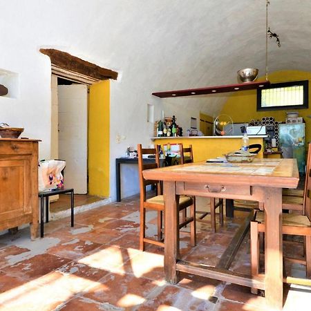 Stunning Home In St-Hippolyte-Du-Fort With Wifi Saint-Hippolyte-du-Fort Eksteriør billede